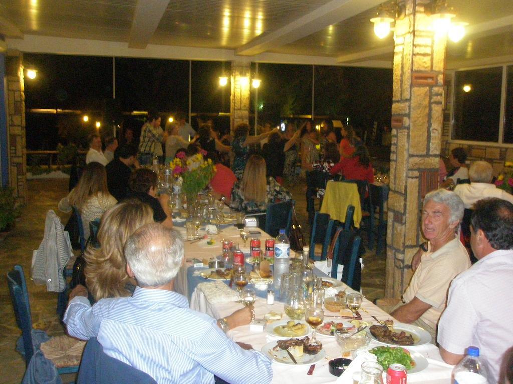 Aphrodite Beach Hotel ヴァテラ エクステリア 写真
